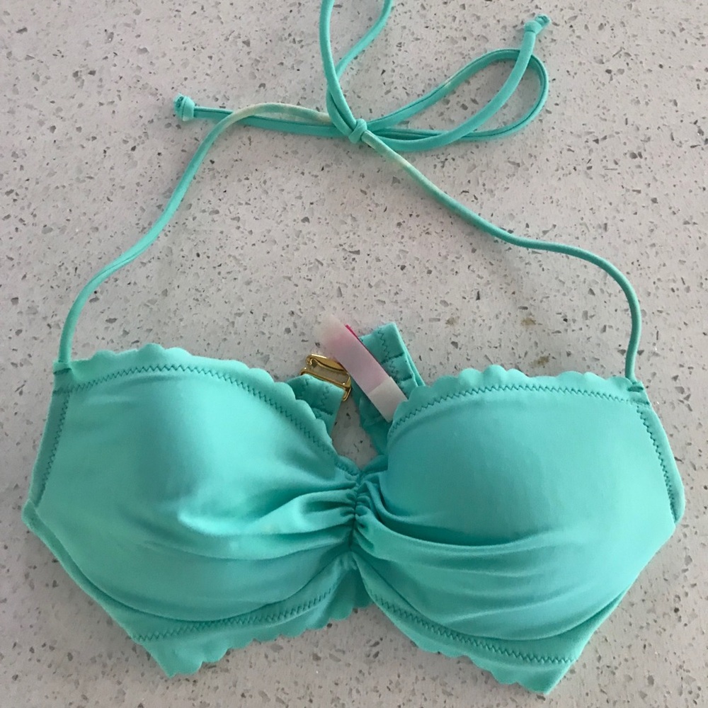 Victoria’s Secret the Getaway Halter bikini